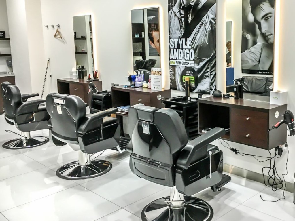 The Gents Lounge, Bani Yas Mall